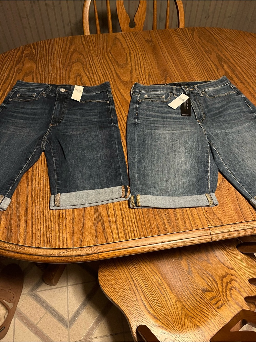 Women’s Denim Roll-Cuff Bermuda Shorts - Blue 2pairs light and dark